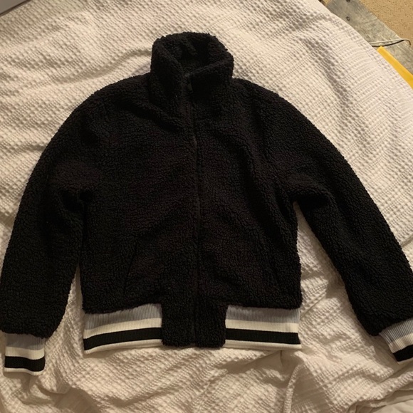 Plush Fuzzy Jacket - Picture 2 of 5